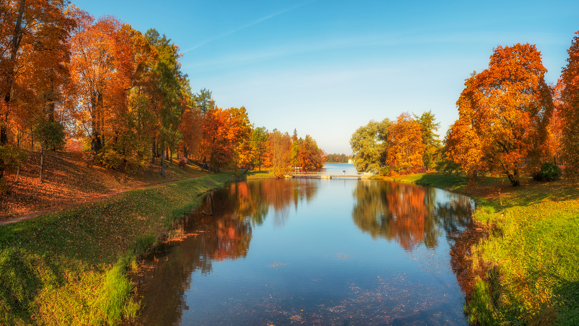 Colonial Homes - Northeast Indiana Lake Homes